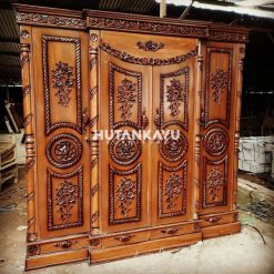 Lemari Pakaian Magani