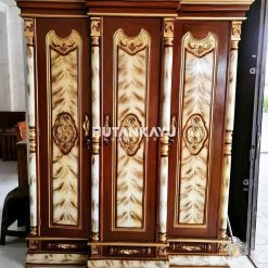 Lemari Pakaian Maheswara