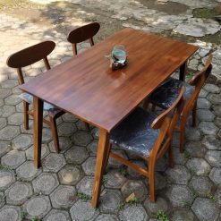 Meja Makan Set Elvin