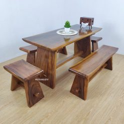 Meja Makan Trembesi Merlin