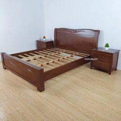 Set Tempat Tidur Nakas Darold