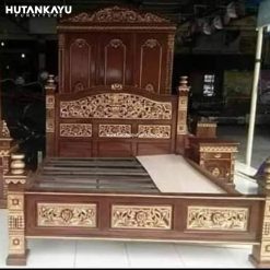 Tempat Tidur Dipan Ukir Kombinasi Gold