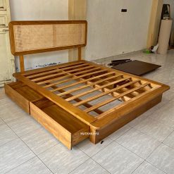 Tempat Tidur Ganeza